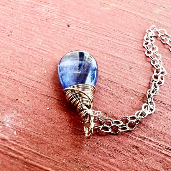 Handmade Blue Kyanite Pendant Solid 14K White Gold , Wire Wrapped - no chain - Picture 7 of 9